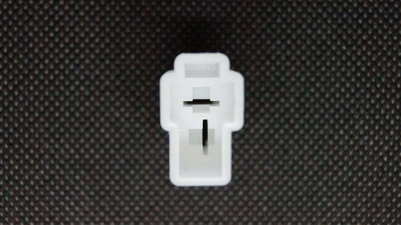 矢崎 7122-2228 ファストン端子ハウジング#250(オス)2極